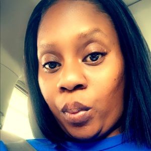 Meet your Posher, Dominque